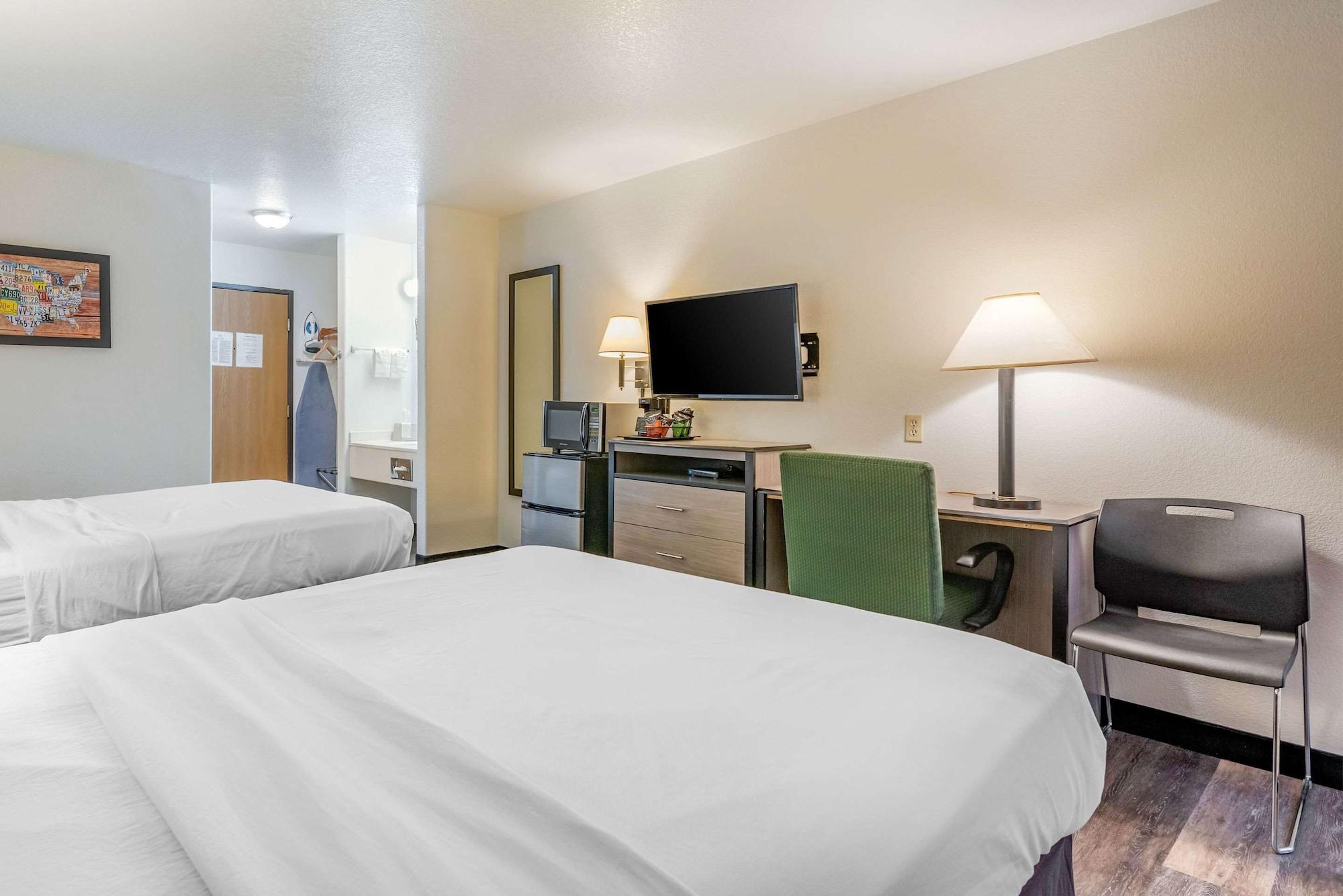 Econo Lodge Pueblo Eksteriør bilde