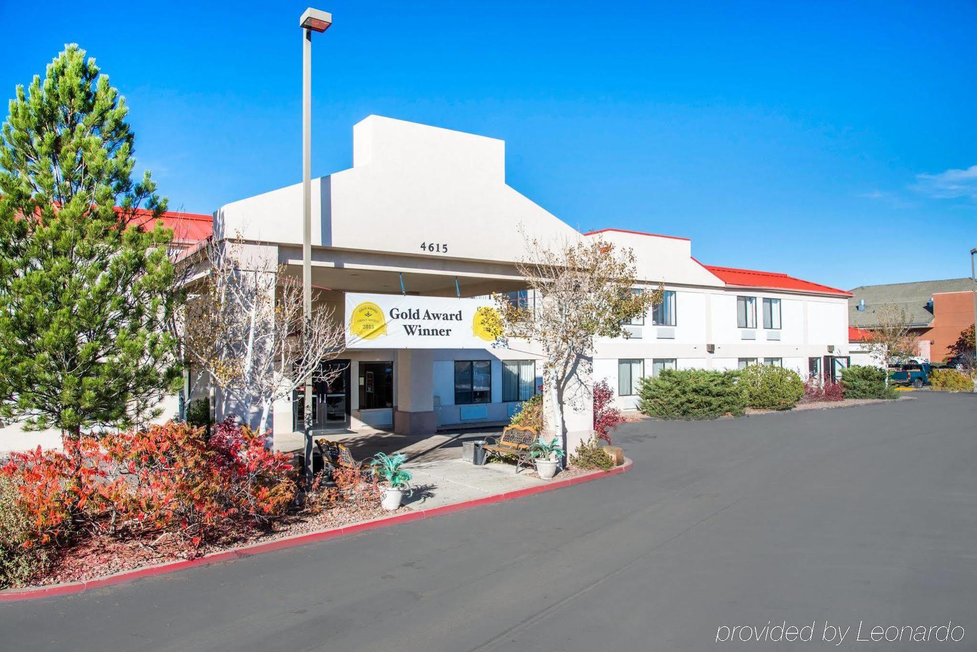 Econo Lodge Pueblo Eksteriør bilde